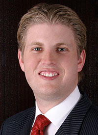 Der 40 Jahre alte 196 cm große Eric Trump im 2024 Foto