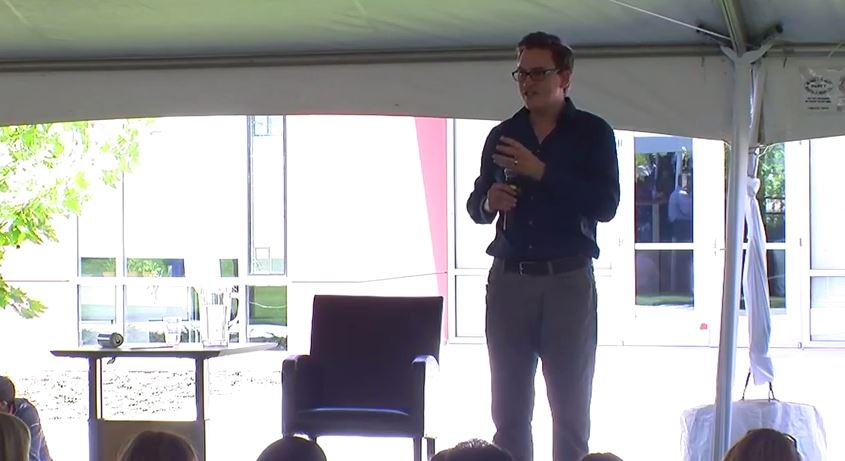 Essentialism: The Disciplined Pursuit of Less