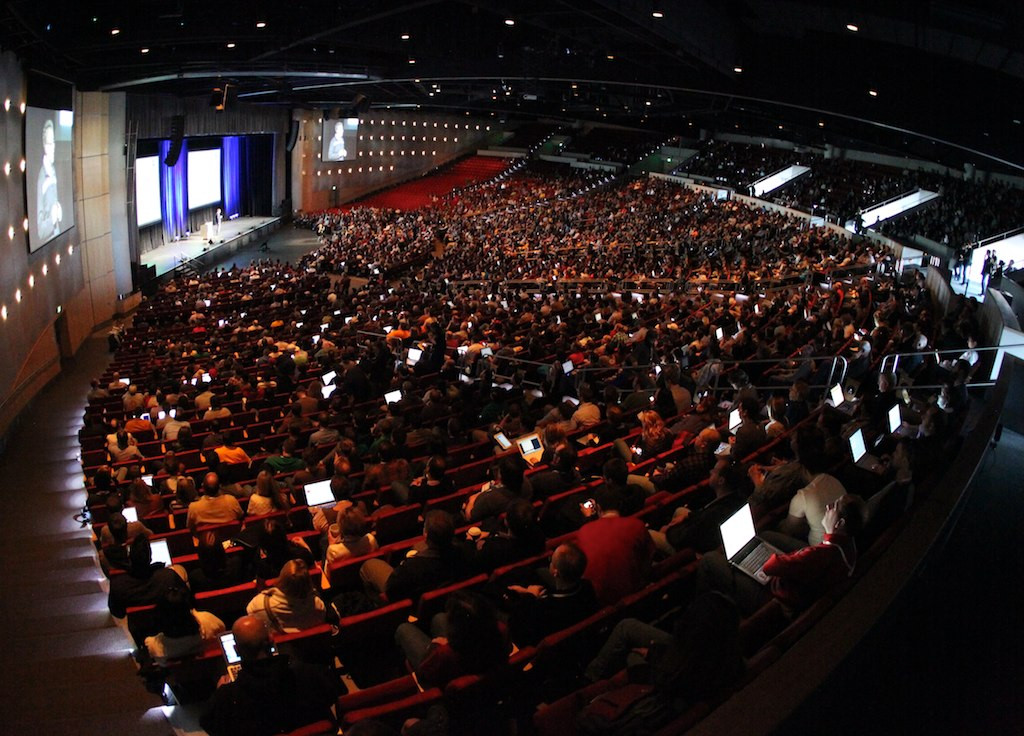 5 Questions You Should Ask Before Booking a Keynote Speaker