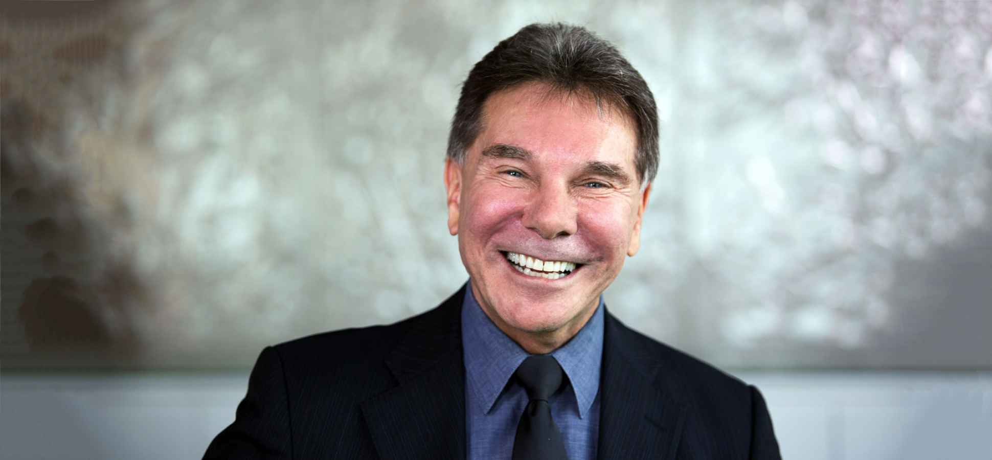 Book Robert Cialdini as a Keynote Speaker