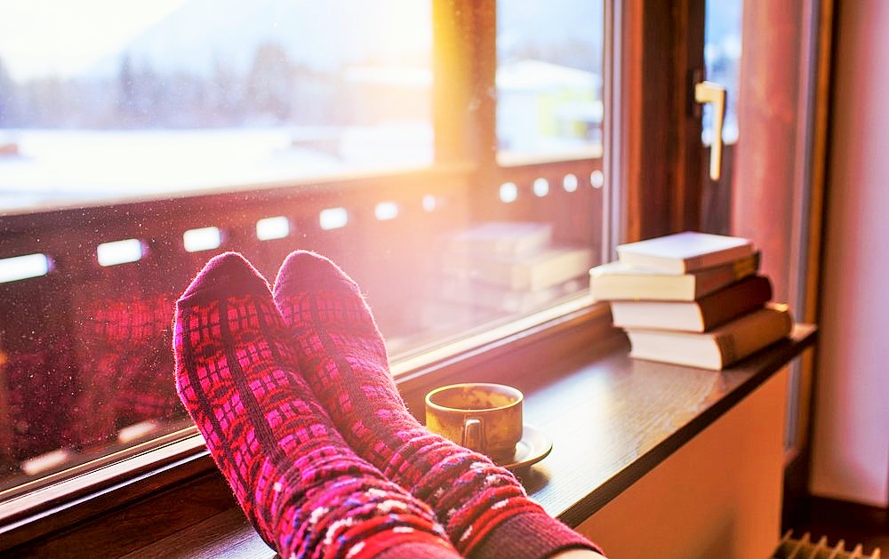 13 Simple Ways to Reduce Stress & Actually Enjoy Your Holiday Season
