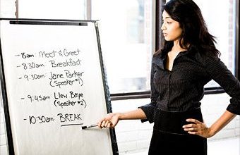 What to Expect When Working With a Speakers Bureau