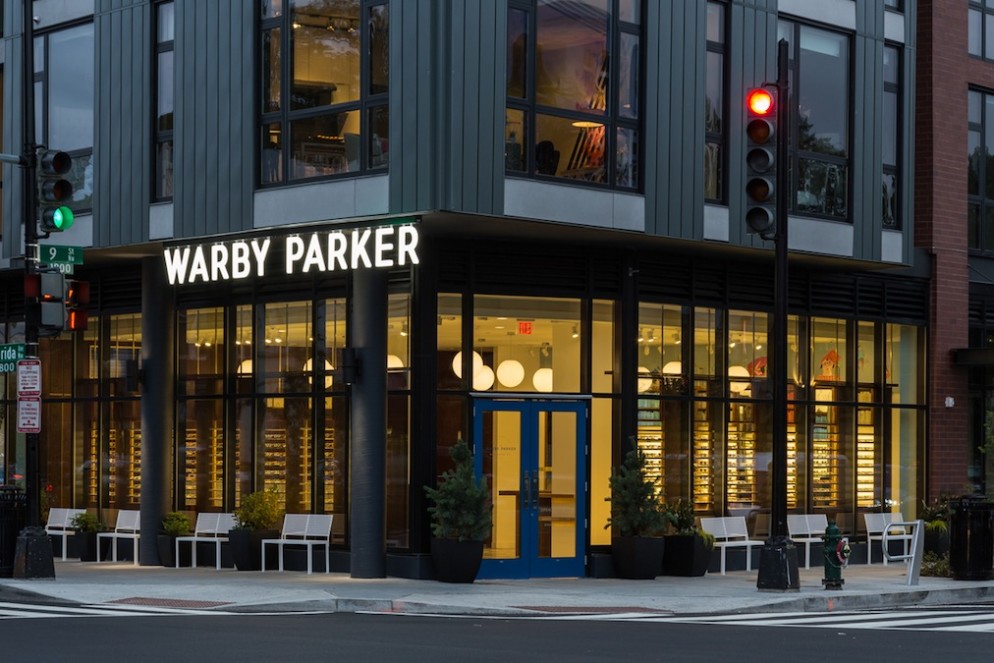 In the Digital Age Sales & Customer Service are Changing Drastically—But Also Not All