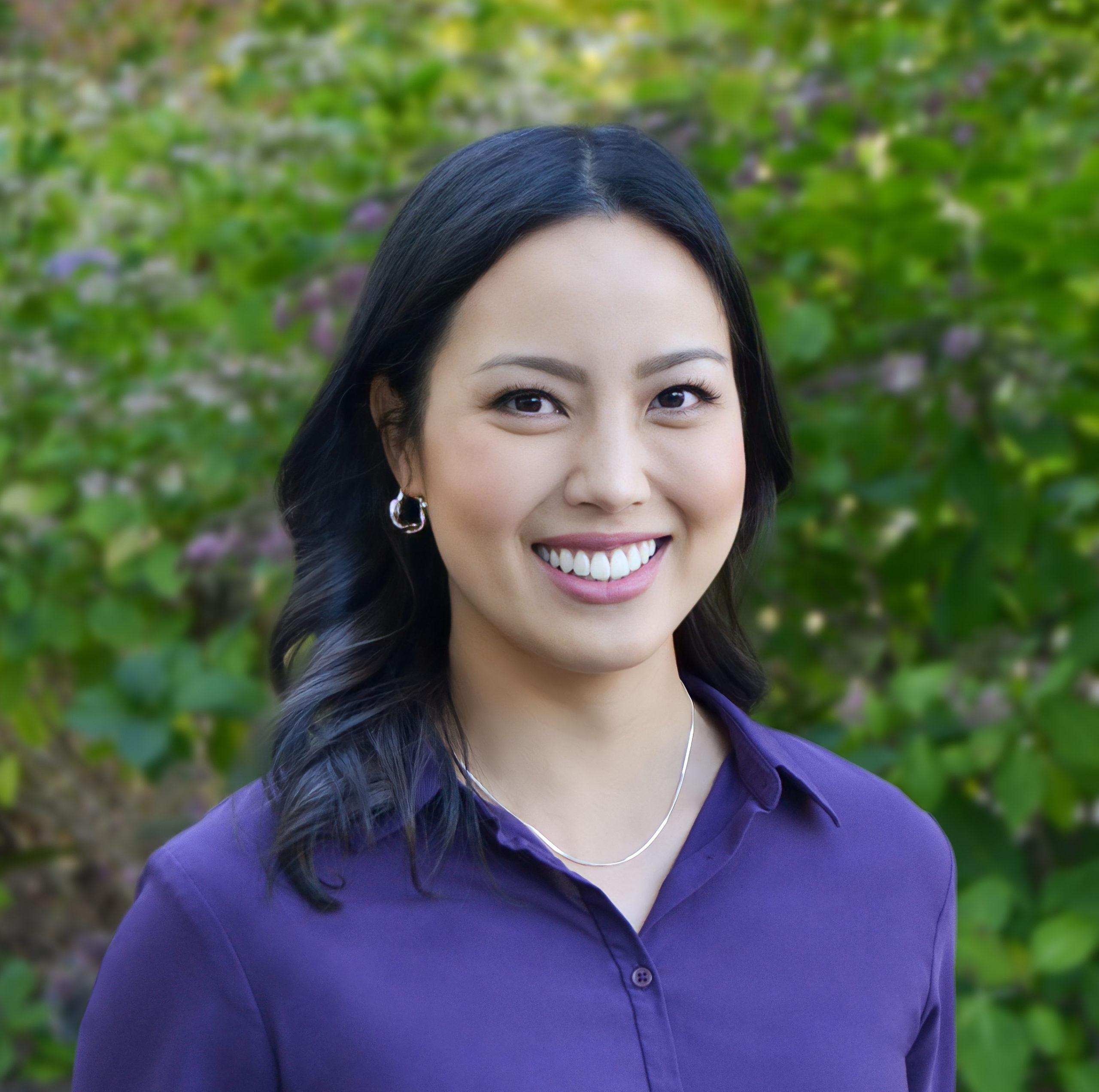 Keynote Speaker Lorraine K. Lee Speaking Fee and Information