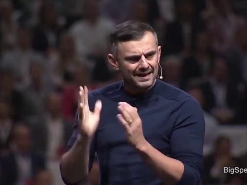 WORK & SAVE Every Dollar For 10 Years – Gary Vaynerchuk