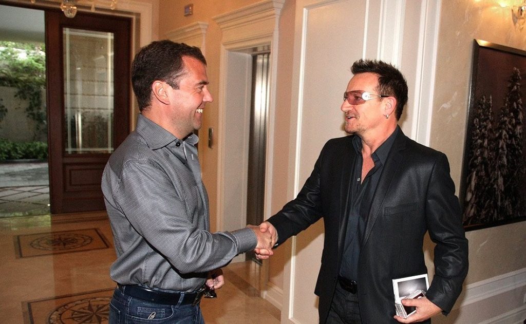 How Google, Gates, and Bono Inspire Great Results