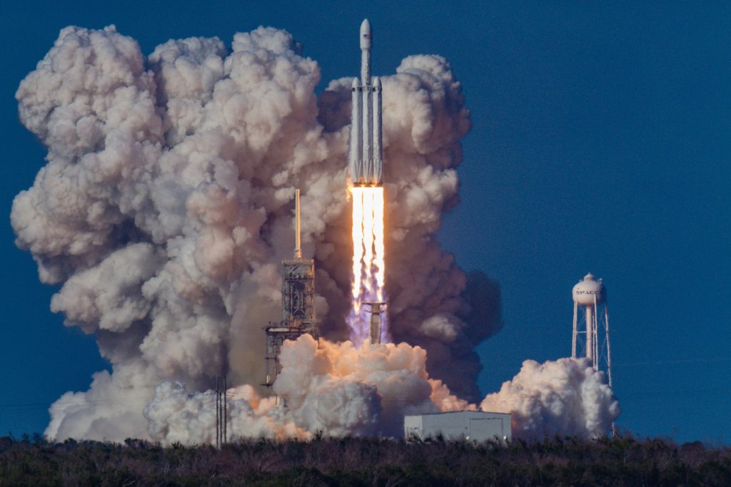 NASA and SpaceX: Competing Philosophies and Collaboration