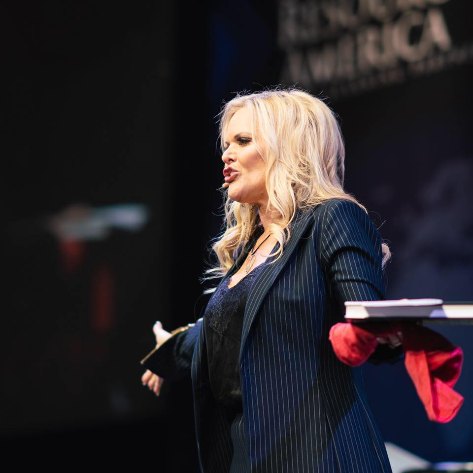 5 Self-Development Tips From Personal Development Coach Loren Lahav