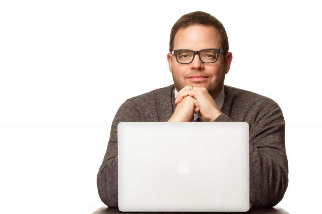 Make your Virtual Keynote a Success with These Tips from Keynote Speaker Jay Baer