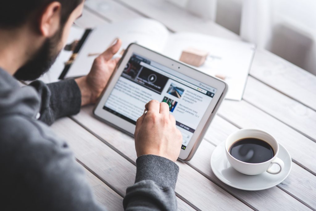 3 Simple Solutions for Finding A Top Webinar Guest Speaker
