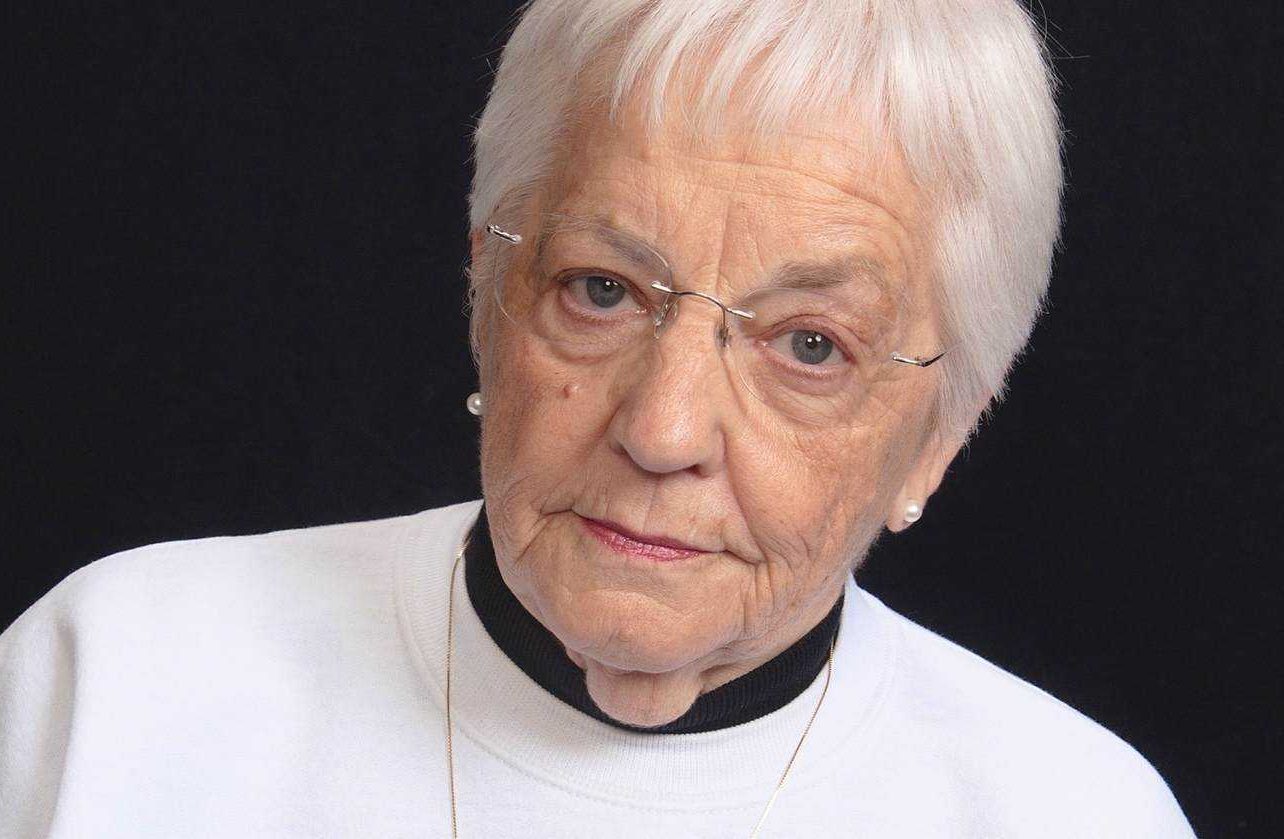 Keynote Speaker Jane Elliot Speaking Fee and Information