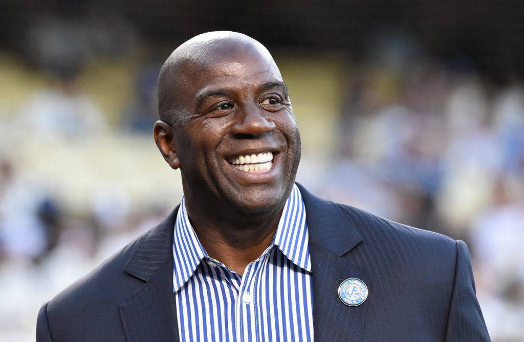 Five Reasons to Book a Top Celebrity Keynote Speaker