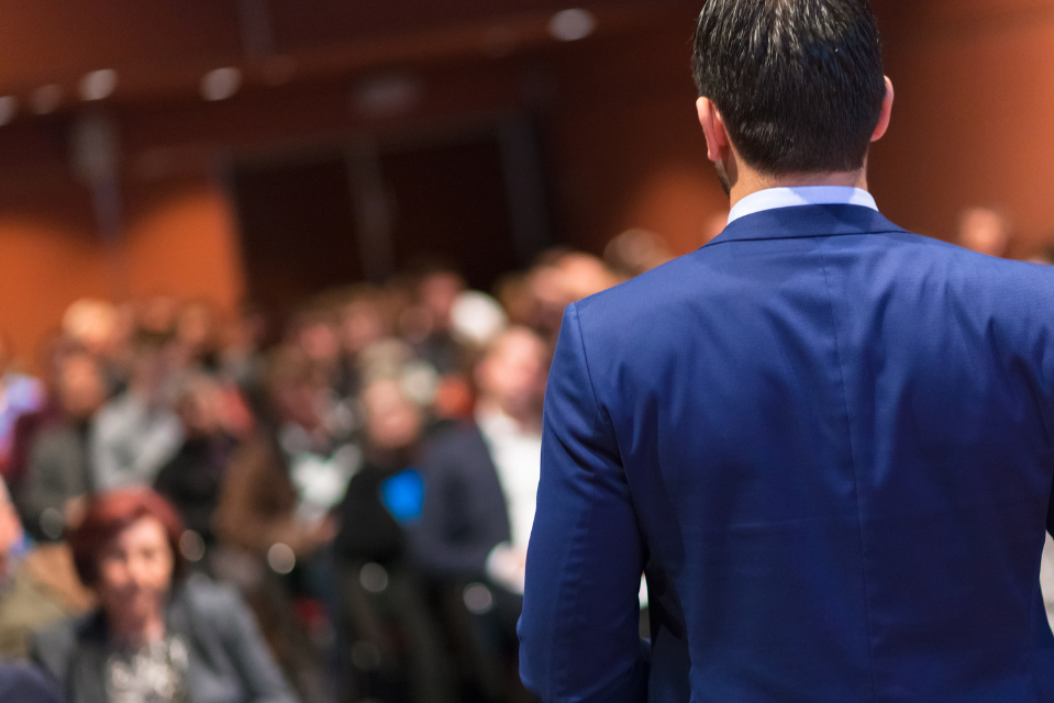 Well Known Keynote Speakers Who Can Deliver