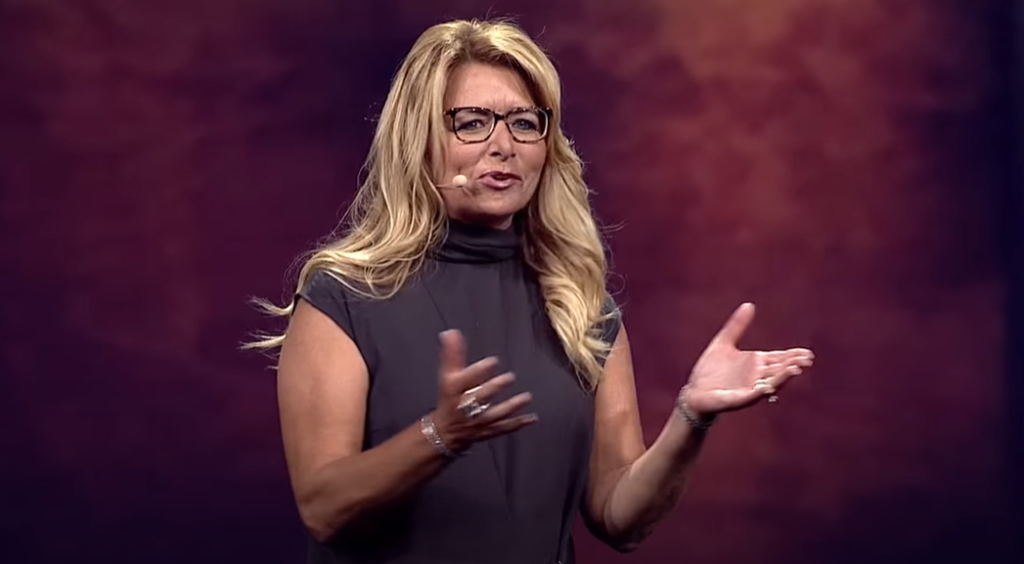 Kim Komando offers keynote speech at NAB