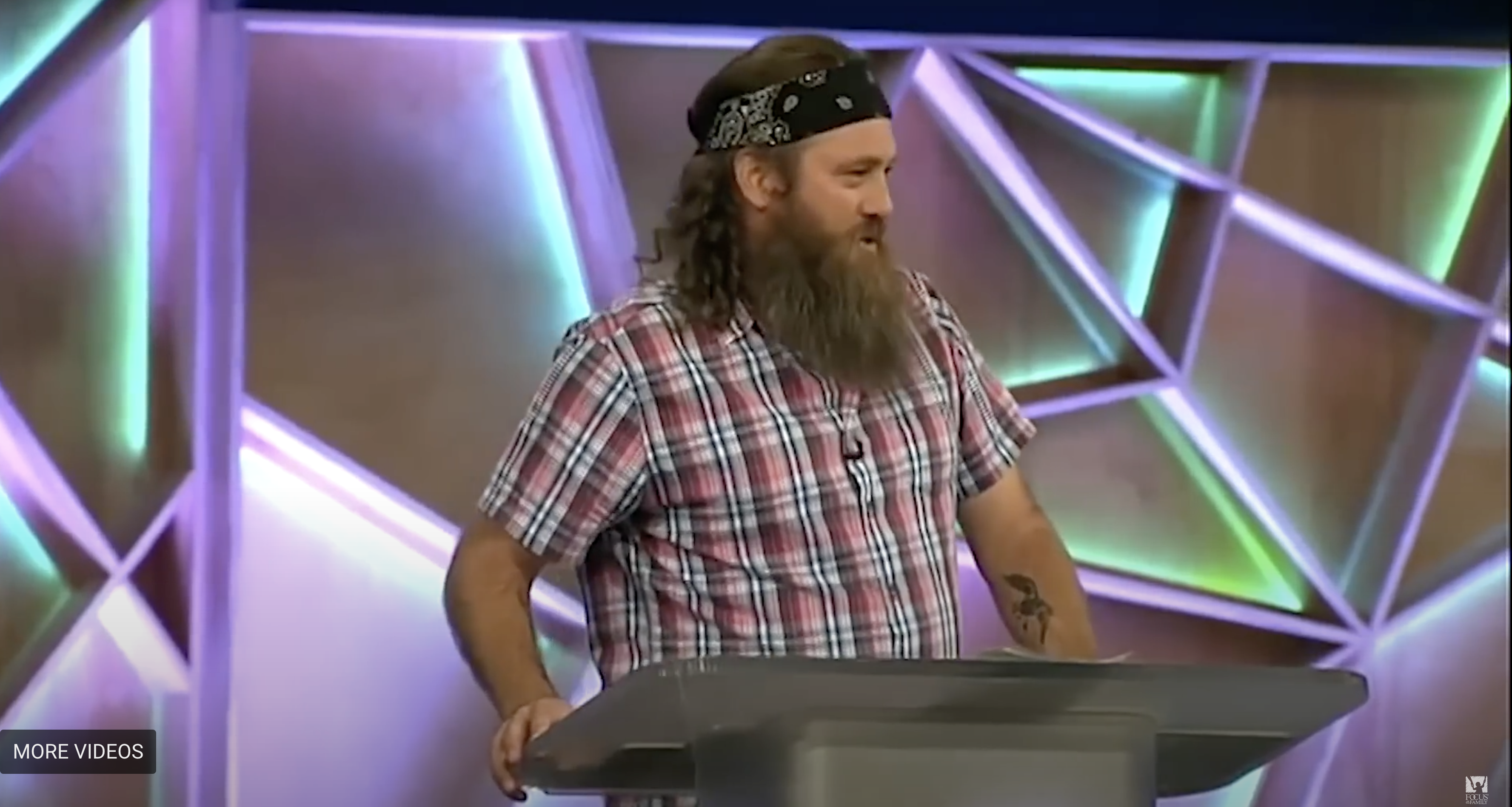 Leading Others by Following Jesus – Willie Robertson