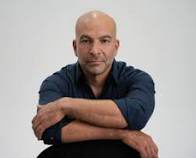 Dr. Peter Attia