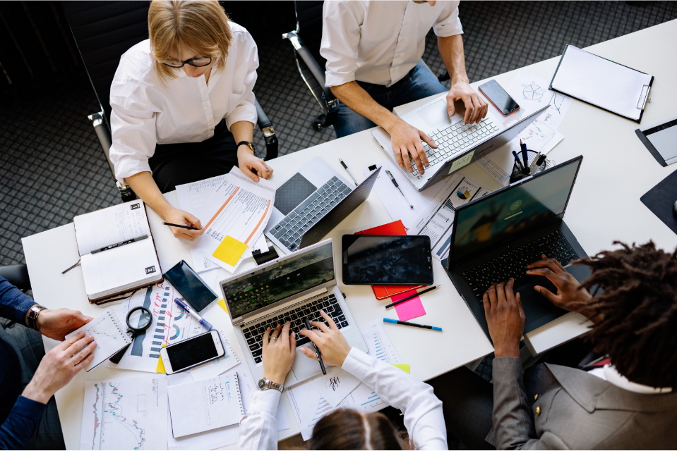 Future Trends Speakers to Help your Organization Make Smart Choices for a Brighter Future