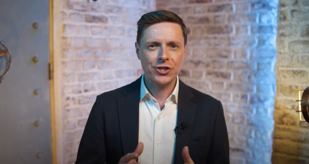 AI Keynote Speaker James Taylor: The Future of Work: Human + AI | Keynote on SuperCollaboration™