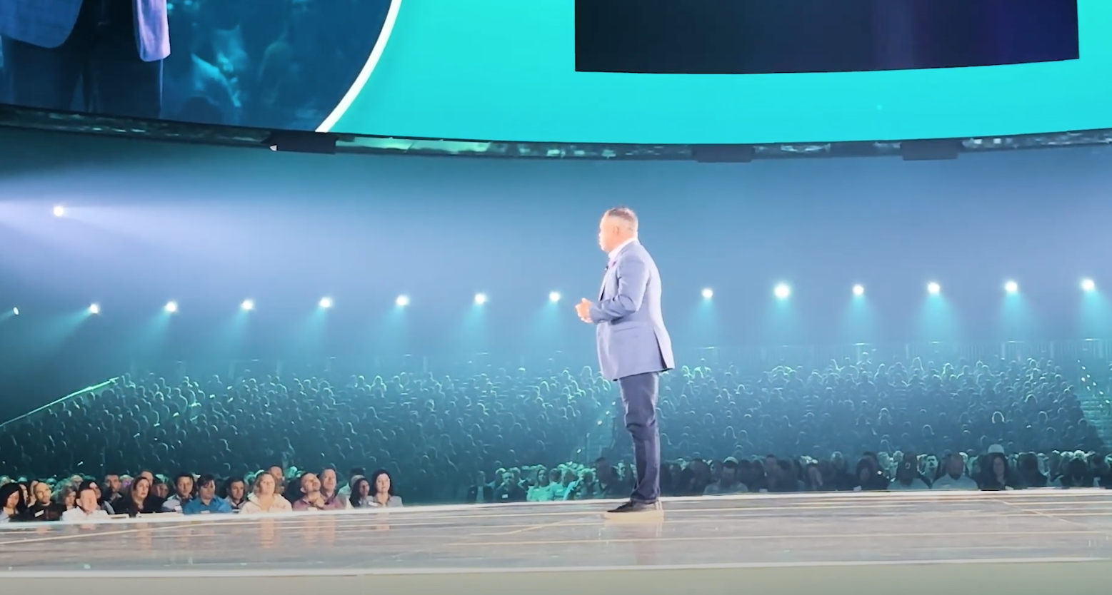10,000 Person Audience | Jason O. Harris | Trust and Leadership Keynote Speaker