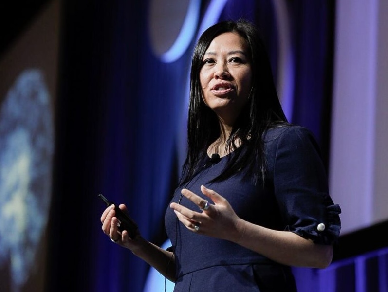 8 Top Keynote Speakers for the Medical Industry
